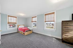 264 S Bayview Ave, Amityville, NY 11701 - Photo 25