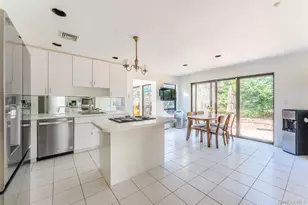 17 Princeton Dr, Syosset, NY 11791 - Photo 17