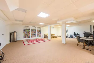 17 Princeton Drive, Syosset, NY 11791 - Photo 37