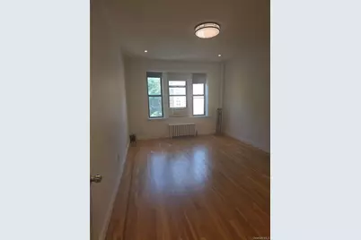 4220 Kissena Boulevard #D2, Flushing, NY 11355 - Photo 7