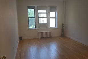 42-20 Kissena Blvd, Flushing, NY 11355 - Photo 7