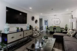 172 Pointe Cir N, Coram, NY 11727 - Photo 5