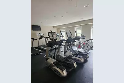 172 Pointe Circle N #172, Coram, NY 11727 - Photo 19