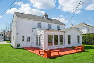 87 Kingsbury Rd, Garden City, NY 11530 - Photo 33