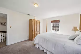 87 Kingsbury Rd, Garden City, NY 11530 - Photo 23