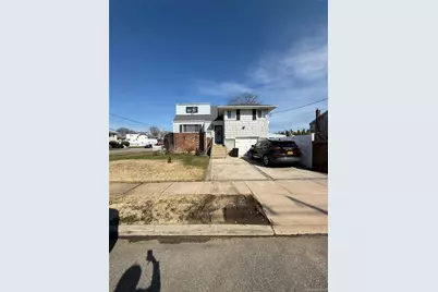 433 Miller Avenue, Freeport, NY 11520 - Photo 1