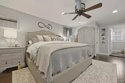 56 Broad Street, Williston Park, NY 11596 - Photo 21