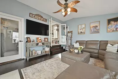 56 Broad Street, Williston Park, NY 11596 - Photo 19