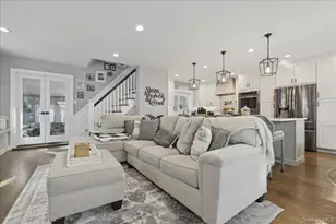 56 Broad St, Williston Park, NY 11596 - Photo 13