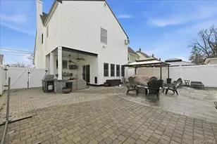 56 Broad St, Williston Park, NY 11596 - Photo 33