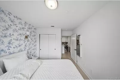 2574 34th Street #3A, Astoria, NY 11103 - Photo 9