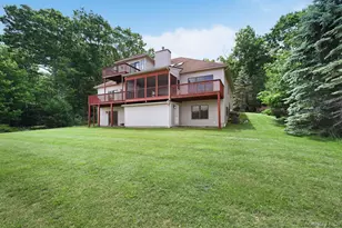 9 Surrey St, Rock Hill, NY 12775 - Photo 15