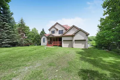 9 Surrey Street, Rock Hill, NY 12775 - Photo 3