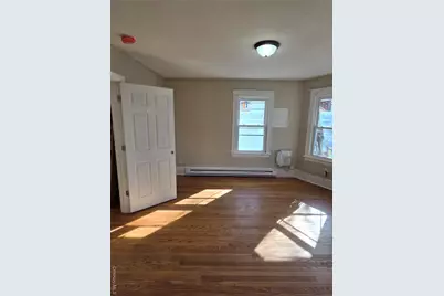 25 Roosevelt Avenue #2, Poughkeepsie, NY 12601 - Photo 5