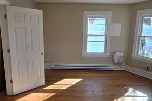 25 Roosevelt Ave, Poughkeepsie, NY 12601 - Photo 5