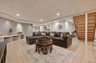 125 Highland Rd, Glen Cove, NY 11542 - Photo 31