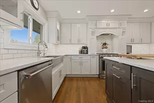 125 Highland Rd, Glen Cove, NY 11542 - Photo 15