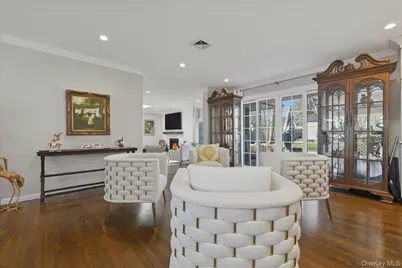 125 Highland Road, Glen Cove, NY 11542 - Photo 13