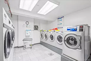 142-15 Franklin Ave, Flushing, NY 11355 - Photo 3