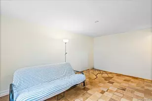 142-15 Franklin Ave, Flushing, NY 11355 - Photo 7