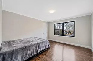 665 Mount Sinai-Coram Rd, Mount Sinai, NY 11766 - Photo 15