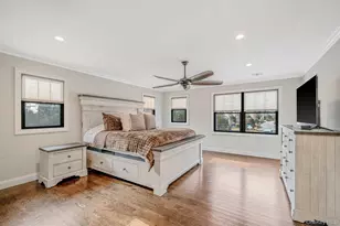 665 Mount Sinai-Coram Rd, Mount Sinai, NY 11766 - Photo 17