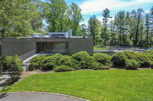 3 Paddock Ct, Old Westbury, NY 11568 - Photo 23