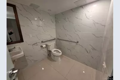 147-12 Roosevelt Ave, Flushing, NY 11354 - Photo 5