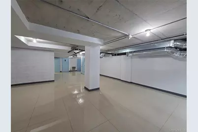 147-12 Roosevelt Ave, Flushing, NY 11354 - Photo 3