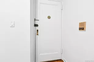 2244 Bronx Pk E, Bronx, NY 10467 - Photo 11