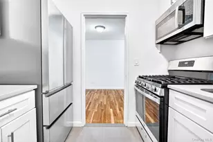 2244 Bronx Pk E, Bronx, NY 10467 - Photo 17