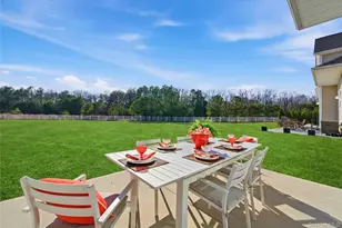 214 Belmont Cir, Yaphank, NY 11980 - Photo 39