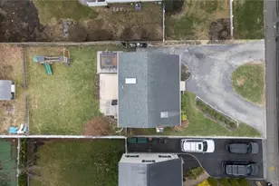 62 Smith St, Greenlawn, NY 11740 - Photo 21