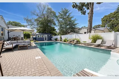 20 Newark Street, Lindenhurst, NY 11757 - Photo 31