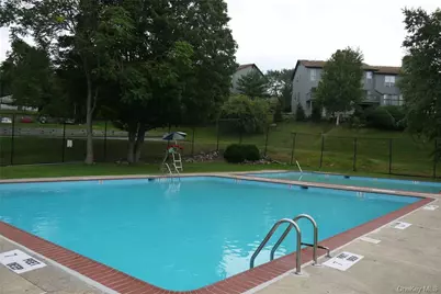 5307 Villa At The Woods, Peekskill, NY 10566 - Photo 11