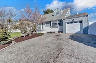 188 N Kentucky Ave, Massapequa, NY 11758 - Photo 35