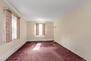 84 Horton Pl, Syosset, NY 11791 - Photo 13