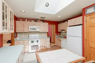 3 Chimney Ct, Brookhaven, NY 11719 - Photo 9