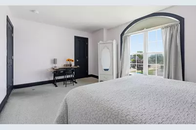 5 Butler Street, West Islip, NY 11795 - Photo 15