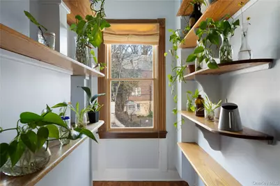 304 Westervelt Ave, New York, NY 10301 - Photo 23