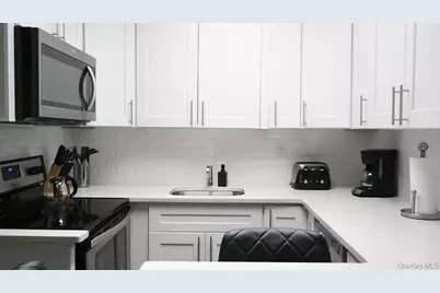 1016 Greene Avenue, Brooklyn, NY 11221 - Photo 5