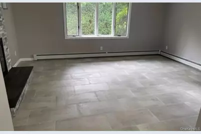 848 Center Drive, Baldwin, NY 11510 - Photo 9