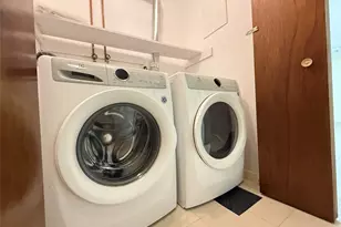 149-14 21st Ave, Whitestone, NY 11357 - Photo 7