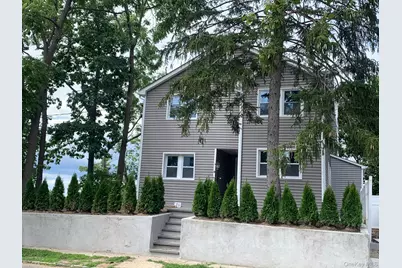 71 Lannon Place #D, Port Washington, NY 11050 - Photo 1