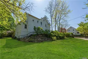 71 Lannon Pl, Port Washington, NY 11050 - Photo 11