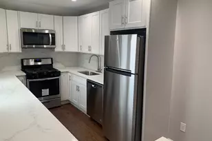 71 Lannon Pl, Port Washington, NY 11050 - Photo 3