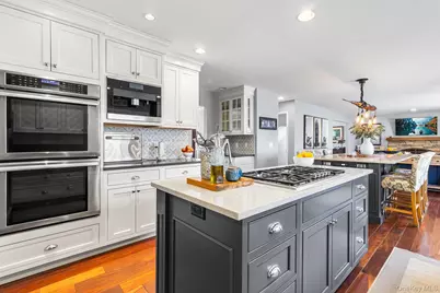 30 Myrtle Lane, Patchogue, NY 11772 - Photo 15