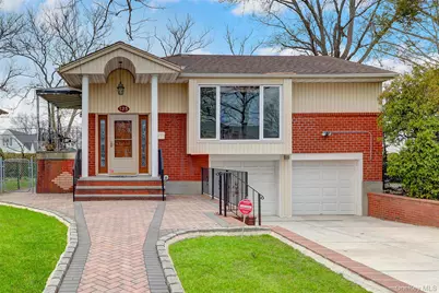 125 Marcus Avenue, New Hyde Park, NY 11040 - Photo 1