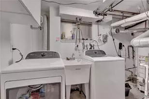 125 Marcus Ave, New Hyde Park, NY 11040 - Photo 21