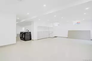 157-49 Rose Ave, Flushing, NY 11355 - Photo 7